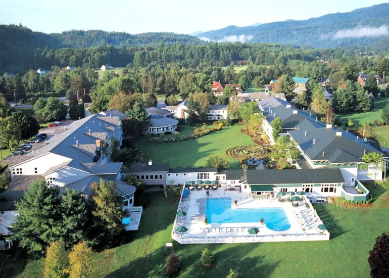 Aerial view of Stoweflake Mountain Resort
